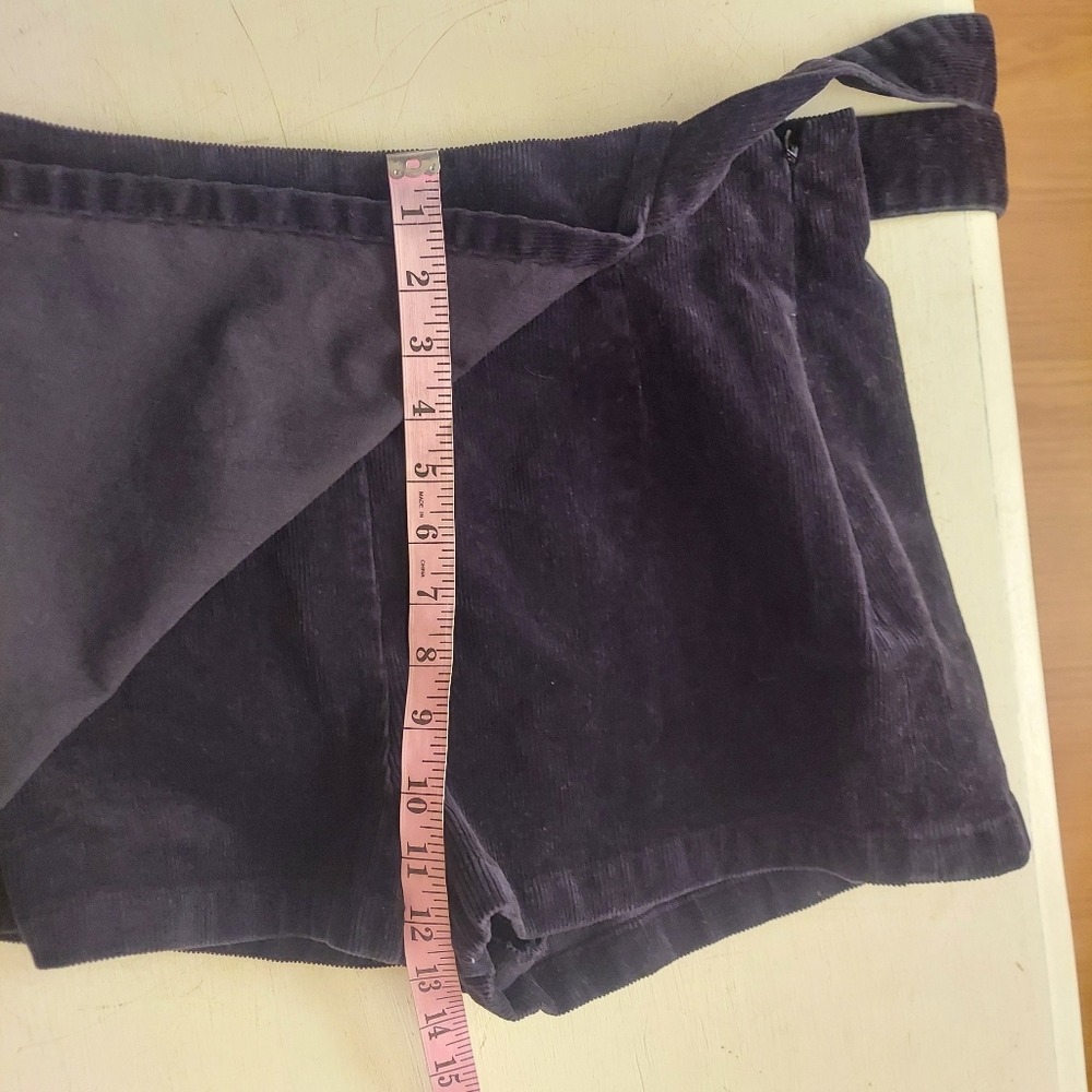 Forever 21 black corduroy mini skort side tie Sz medium - Picture 6 of 7